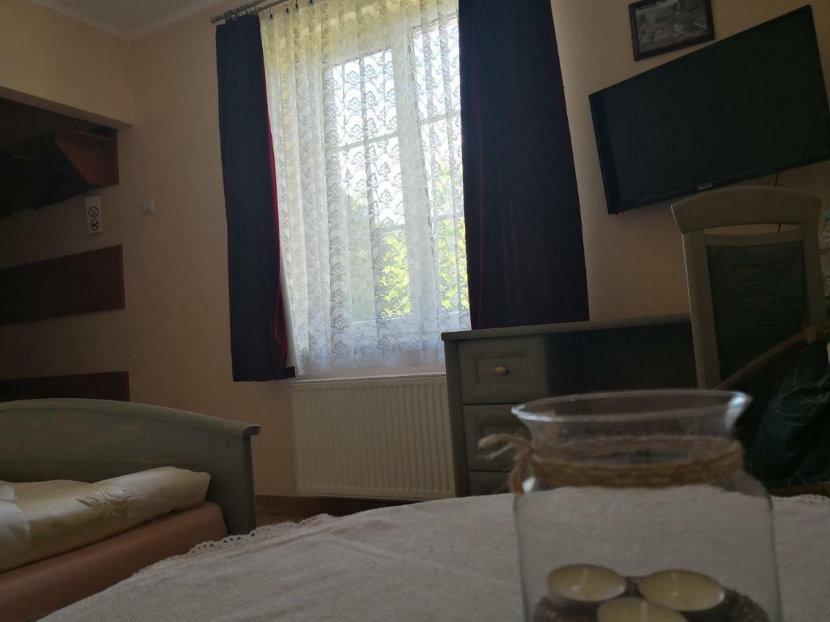 Villa Pod Orlem Wałcz Exterior foto